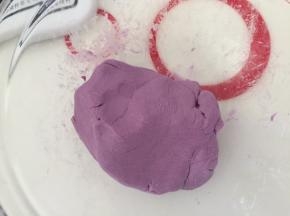 加入开水揉成团