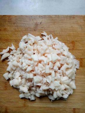 再切成条，切成丁