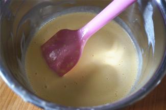 切拌成无颗粒的糊状