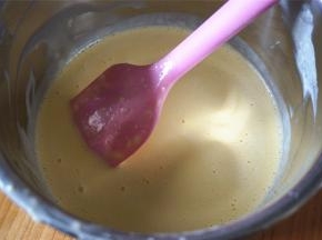 切拌成无颗粒的糊状