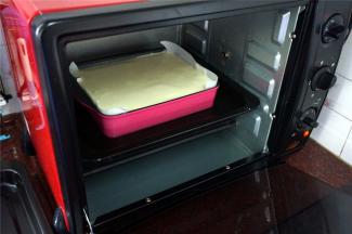 （水浴法）160度，上下火，倒数第二层，烤65分钟左右。