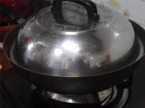 盖锅焗3分钟左右。