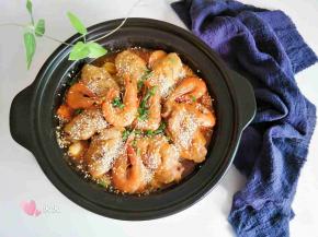 汤汁收到自己喜欢的程度，留少许底汁更好吃