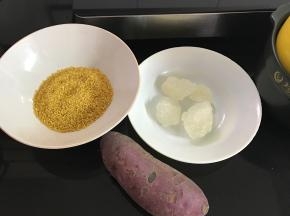 准备好食材。