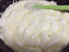 一直用小火翻炒至棉花糖融化