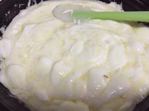 一直用小火翻炒至棉花糖融化