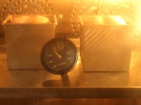 测了下温度，完全一致，非常准。