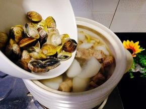 加入青蛾。