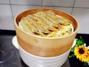 皮皮虾上锅蒸