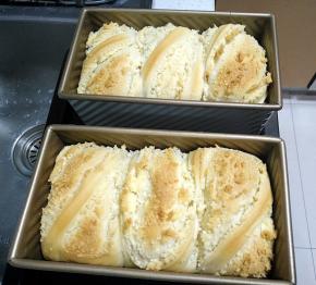 表面上色均匀后即可出炉