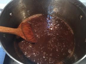 熬到粘稠就可以关火了