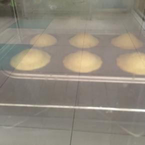 烤箱预热 190度 上下火 15分钟