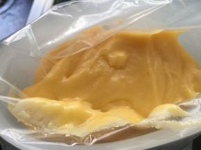 搅拌好放冰箱冷藏1小时 为了图方便 直接放裱花袋里冷藏