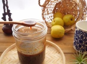 每天一小勺给孩子冲水，有一股梨的清香味。比超市买的好喝太多了。