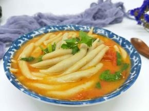 近看，莜面特别有嚼劲。