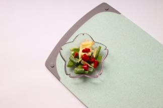 葱姜蒜，红椒切小段