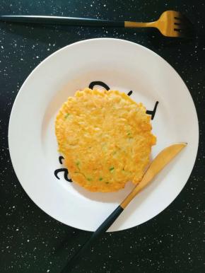 好吃营养的玉米面西葫芦鸡蛋饼。