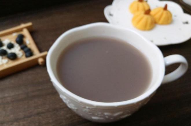 黑豆糯米豆浆