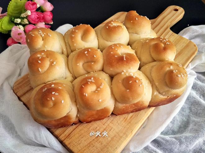 奶油蜂蜜脆底小面包