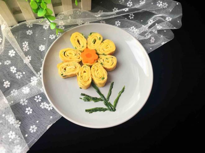 花样鸡蛋卷