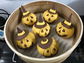 全部做好后码入蒸笼。