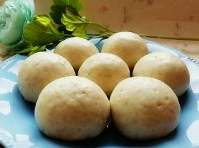 关火后再焖5分钟再打开盖子。