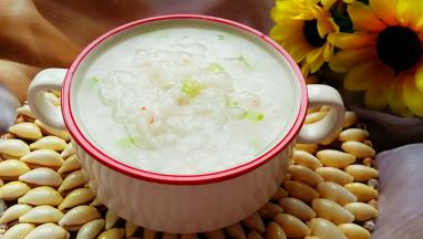 如果是一周岁以上的宝宝可以放少许盐。