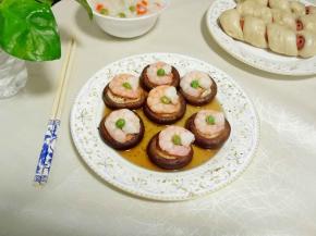 这道菜既简单，味道又很鲜，小朋友很喜欢。