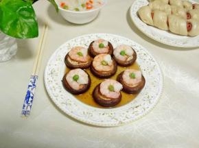 这道菜既简单，味道又很鲜，小朋友很喜欢。