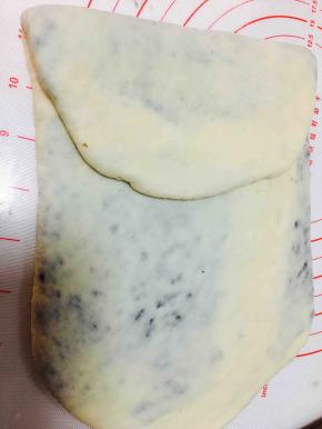 15分钟后，再次重复刚才折叠。同样松弛15分钟