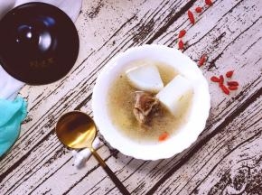 来一碗，汤鲜味美摆拍一张