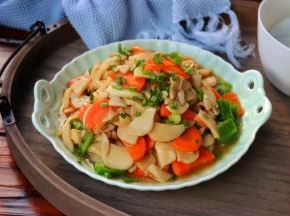 成品：撒葱花、很下饭