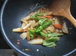 加青椒。
