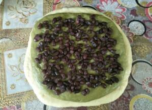 铺上一层蜜红豆