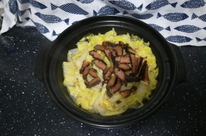 白菜腊肉煲