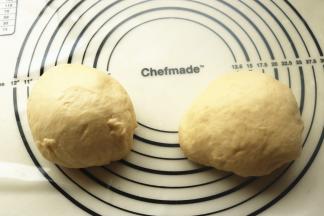 排气后分成2份。