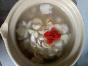 再加入枸杞