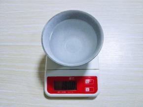 开水称重。