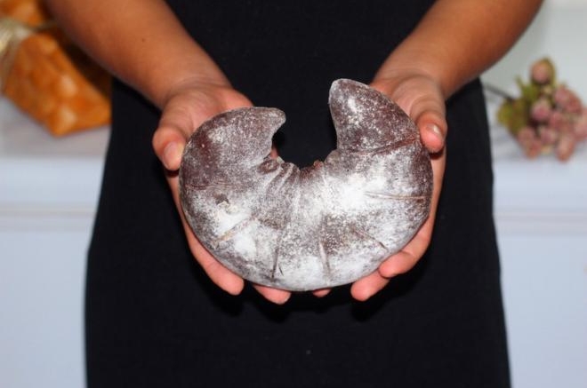 比脸大的牛角麻薯软欧包