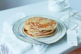 盛出，滴蜂蜜或果酱食用