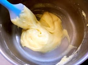 搅拌至酱浓稠即可，凉透备用