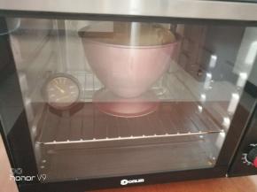 烤箱140度烤60分钟。