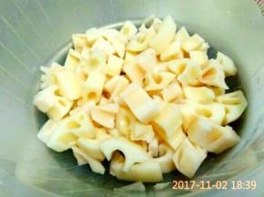 藕丁沥水
