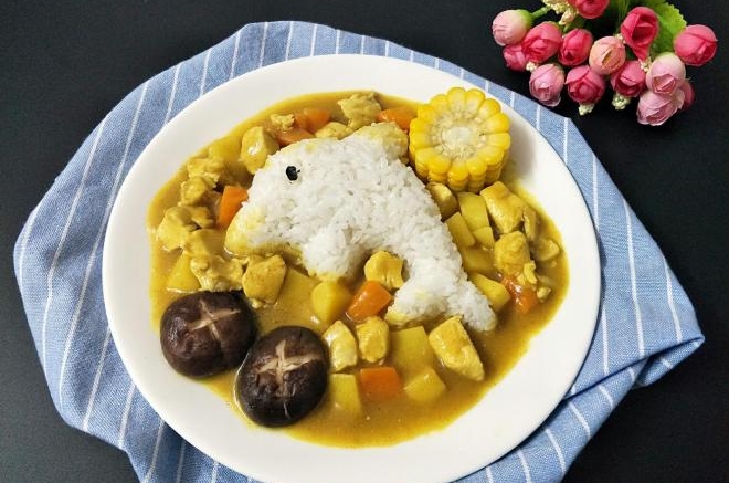 咖喱鸡肉便当+小熊便当