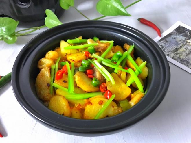 麻辣干锅土豆