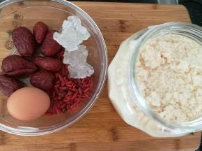 食材开会。准备好所有食材。