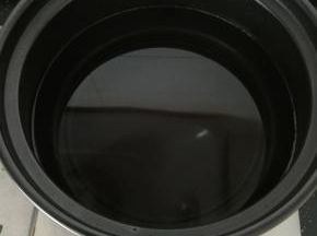 砂锅凉水烧开。