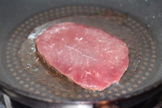 其中大火30秒，后转中小火煎