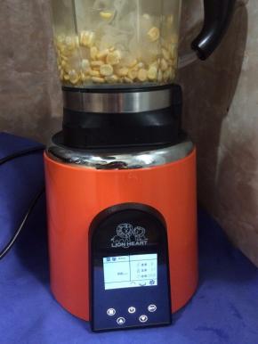 然后加入适量的清水