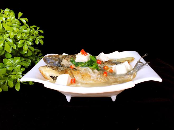 鲫鱼豆腐汤